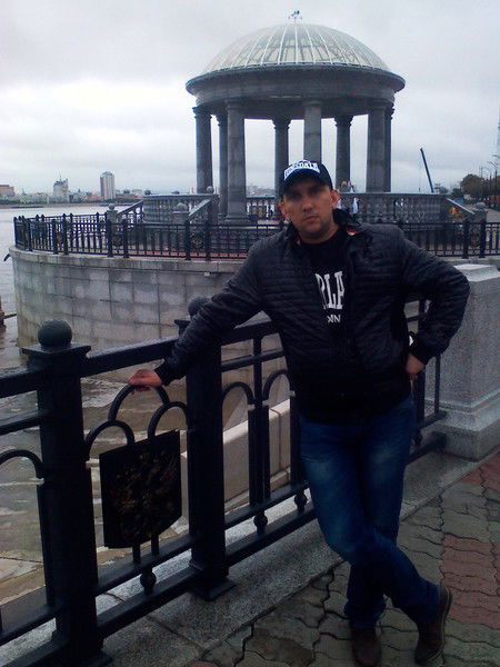 Илья Плотников