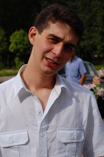 Саша Тихомиров