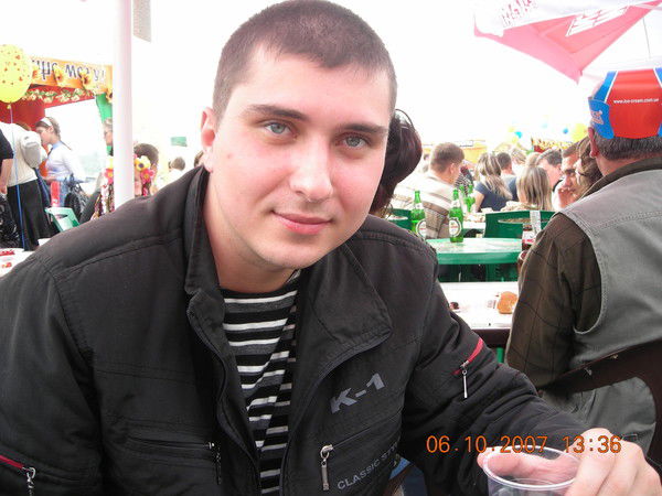 Евгений Тарапон