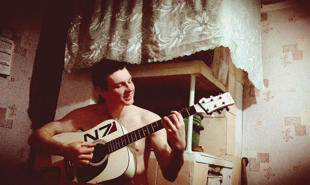 Александр Петров