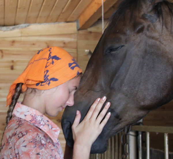 Настя Фролова