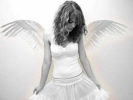 White Angel ♥♥♥♥♥♥♥