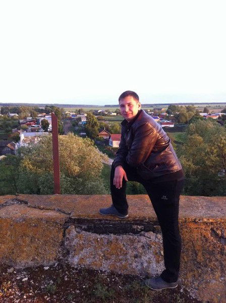 Руслан Алеев