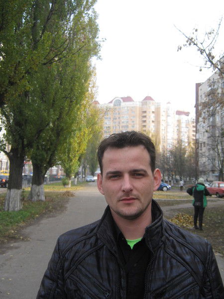 Толик Кирилов