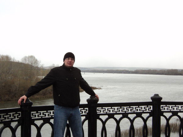 Максим Плотников