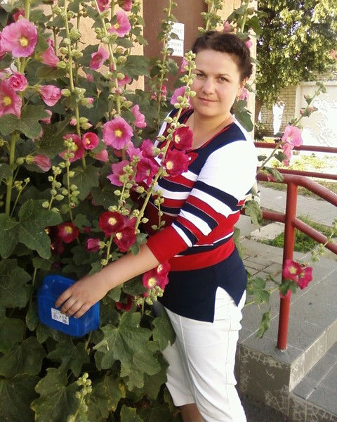 Наташа Альберт