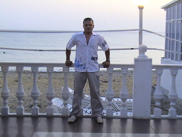 Михаил Шаронов