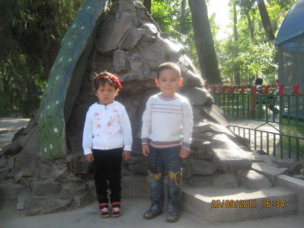 Гулукан Сулайманова