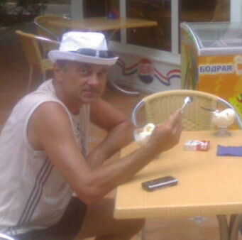 Константин Гой