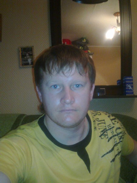 Женя Петров