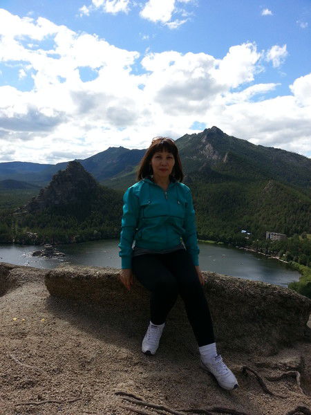 Кная Такенова