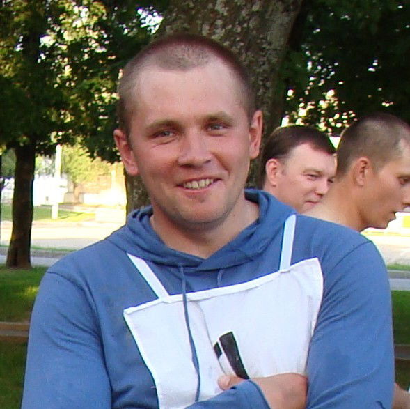 Андрей Лапиков