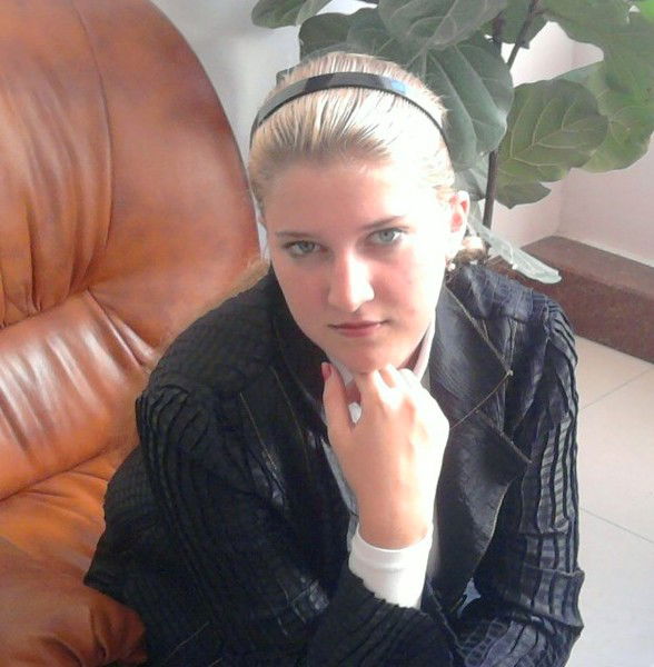 Виктория Микина