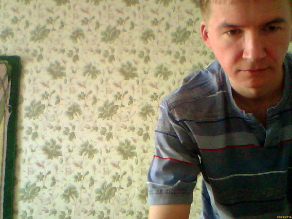 Александр Ларин