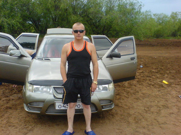 Виталий Катаев