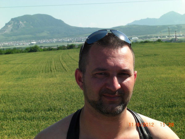 Александр Мартынов