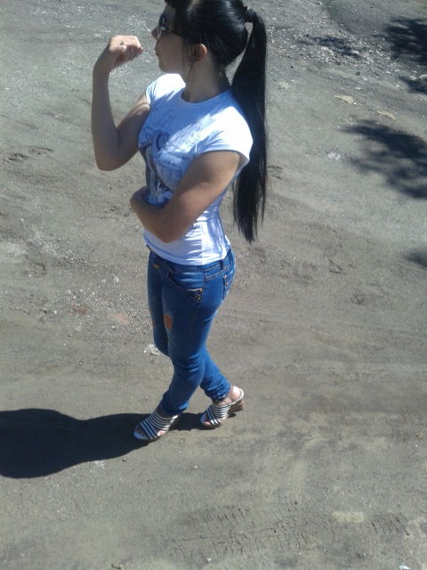 Юлинька Няша