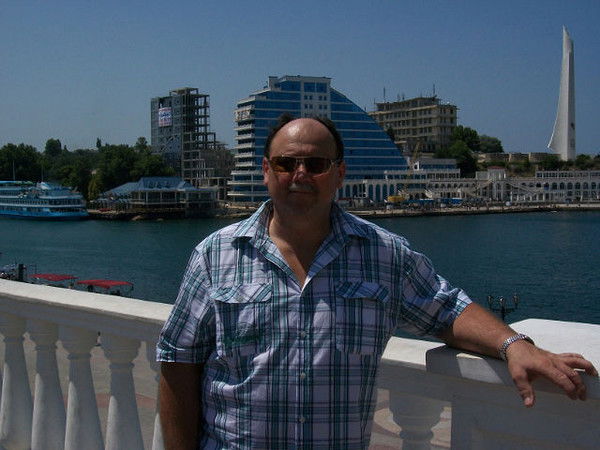 Виктор Алтухов