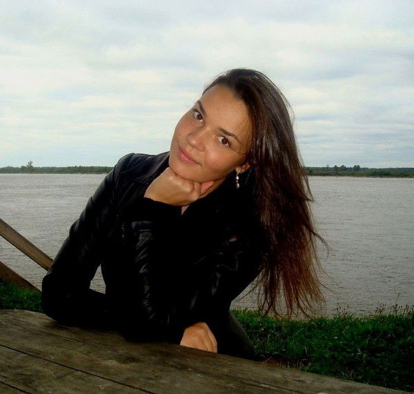 Настя Бурнаева