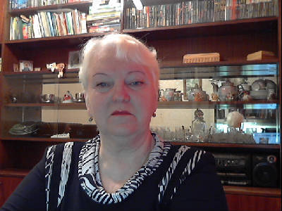 Любовь Попова