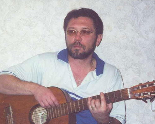 Александр Лавров