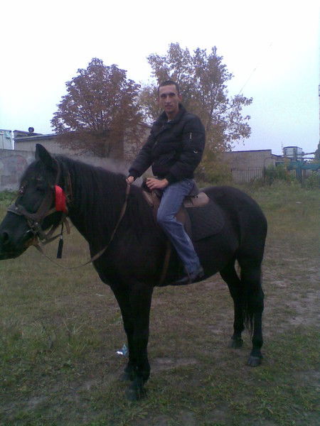 Артем Огородников