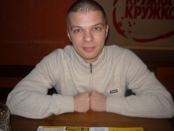 Миша Назаров