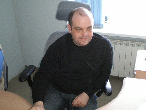 Руслан Шоми