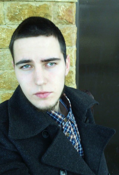 Даниил Латовин