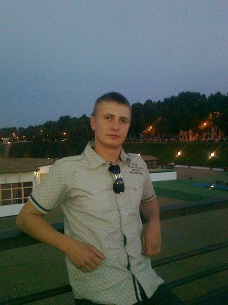 Максим Нефедов