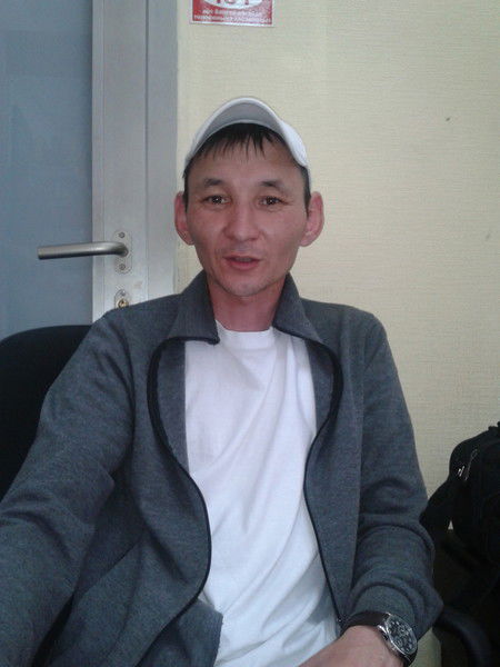 Нариман Альжапар