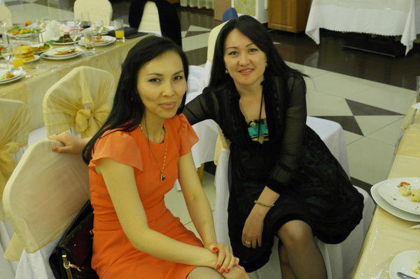 Динара Максутбекова