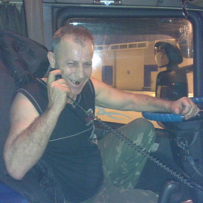 Александр Сафонов