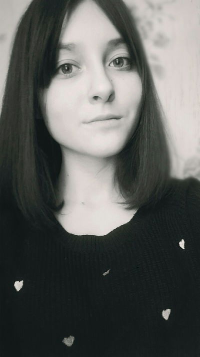 Оля Данилова