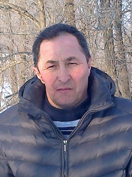 Эрик Бухаров