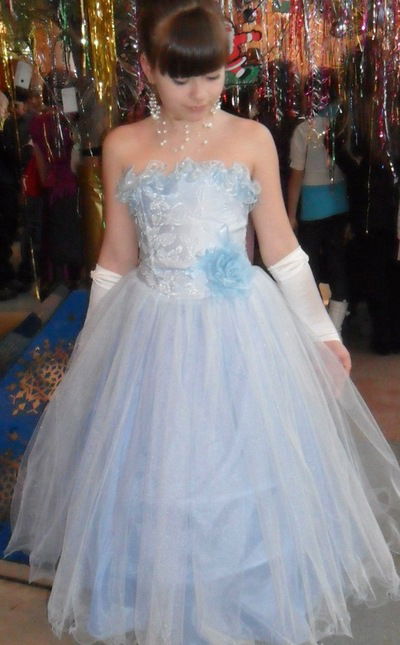 Елена Антропова