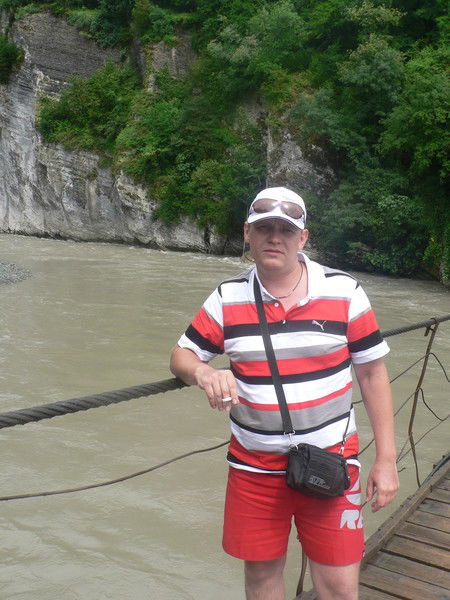 Алексей Лавров