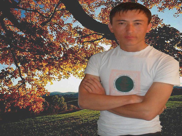 Айбек Эшназаров