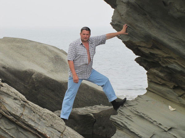 Александр Голик