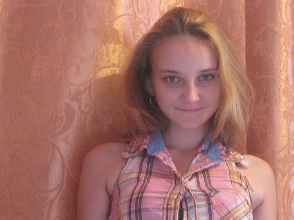 Александра Популова