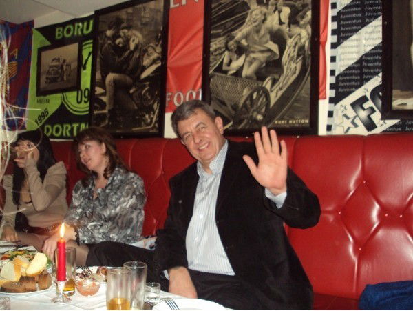 Анатолий Зверев