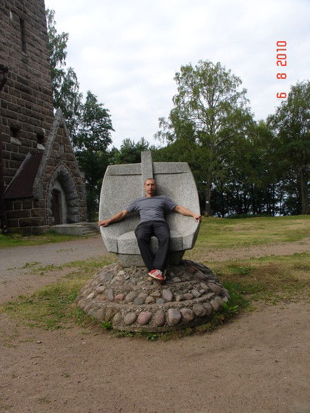 Андрей Лавров