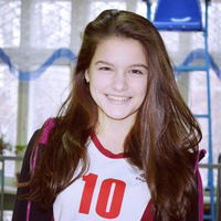 Полина Попова