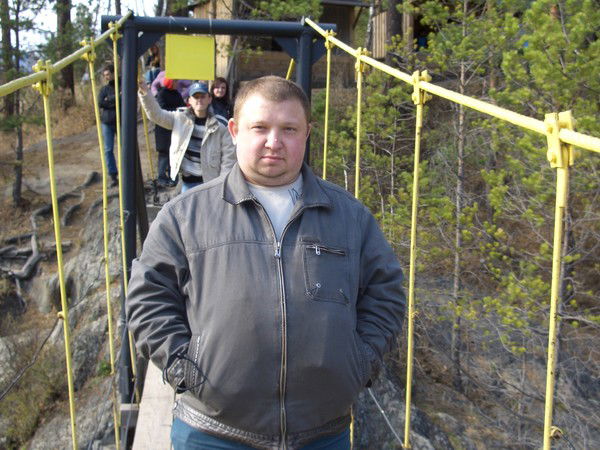 Михаил Антонов