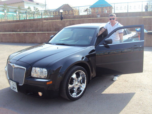 Роман Жуковень