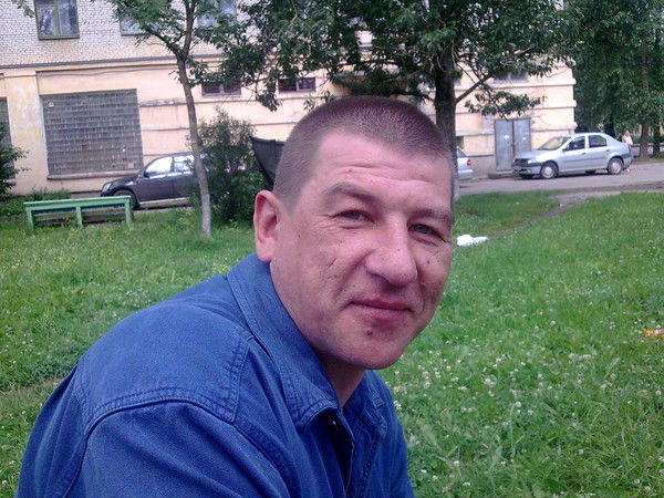 Олег Романов