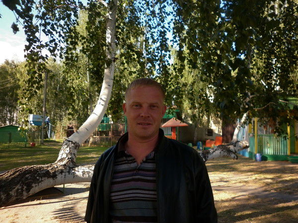 Василий Бобров