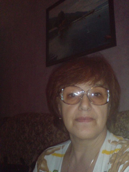 Елена Семенова