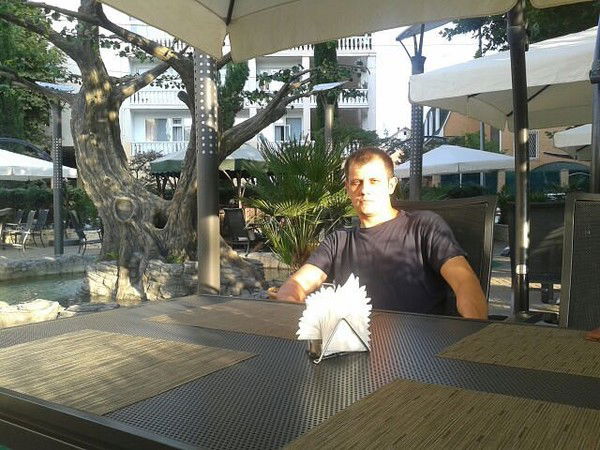 Алексей Тенников