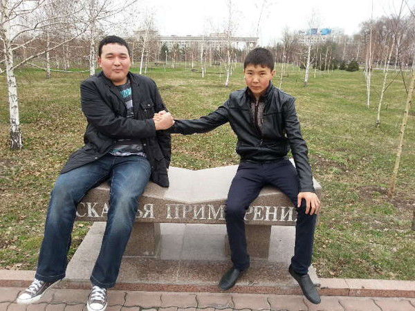 Азамат Серсембаев